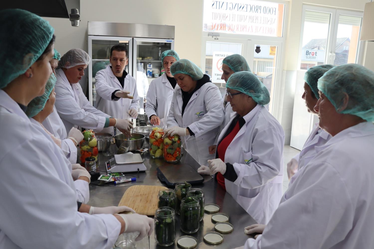 The trainings for the group of women in the field of food processing were carried out, in particular for the module of preservation of fruits, vegetables and similar