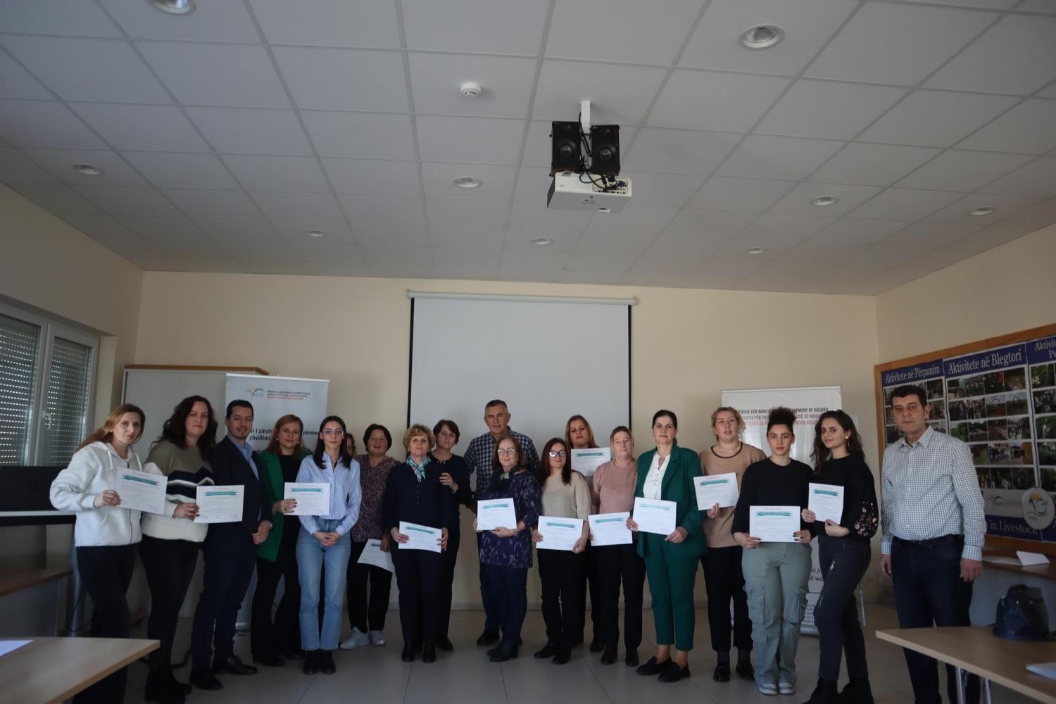 IADK certifies 🎓 candidates in the food processing sector – module for the preservation of fruit, vegetable and similar!